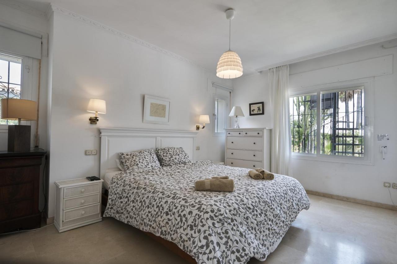 Villa Pinsapo Estepona Exterior photo